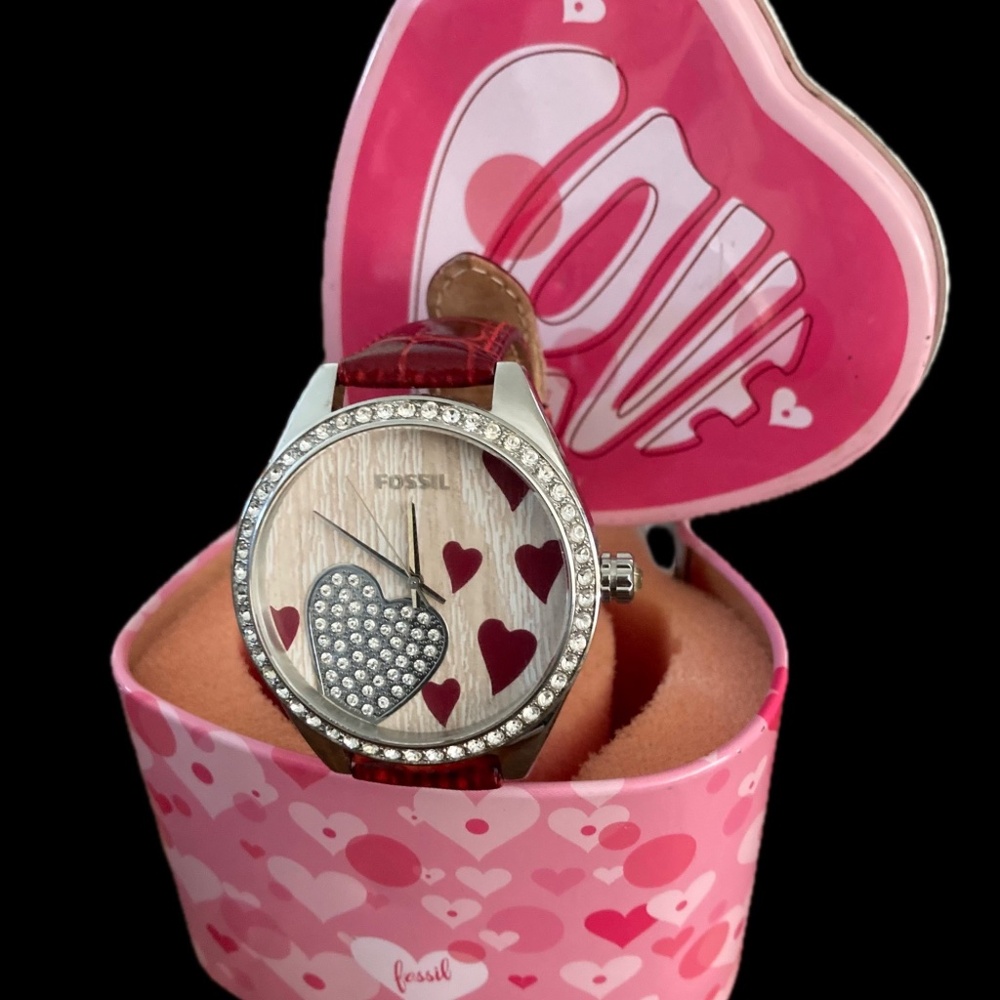 💖 Fossil Valentine Edition Crystal Heart Watch New Old Stock, Warranty 1y - Picture 5 of 5